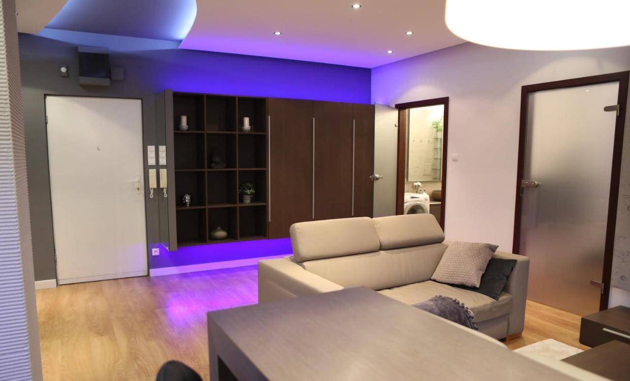 Lupoapartments Krolewska Penthouse Mandoria Parking Dostep Na Kod Lodz  Ngoại thất bức ảnh